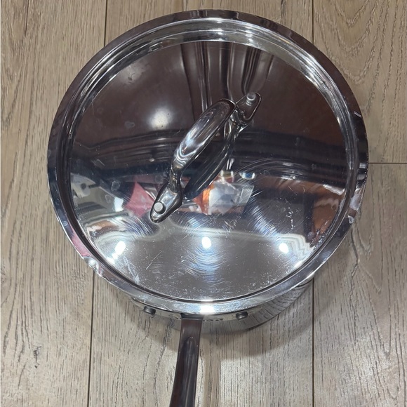 Title: All-Clad Stainless D3 Tri-Ply 2 qart with lid Cookware Saucepan